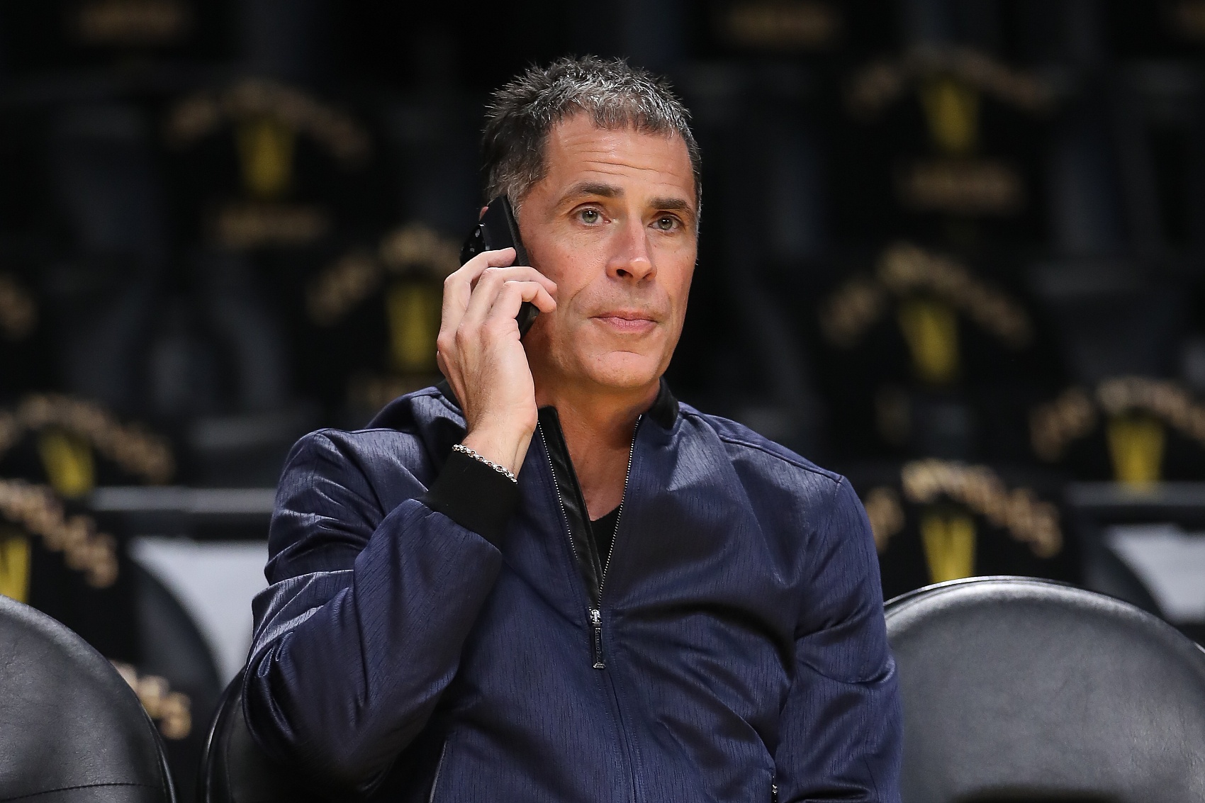 湖人自媒体:佩林卡刚创造了NBA历史最出色的交易截止日吗?